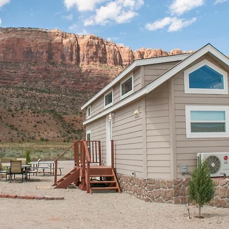 Funstays Glamping Tiny House W Large Loft Site 8 Moab Kültér fotó